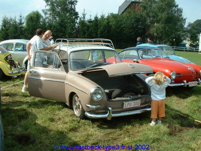 Templou2002_0825_114610AA.JPG