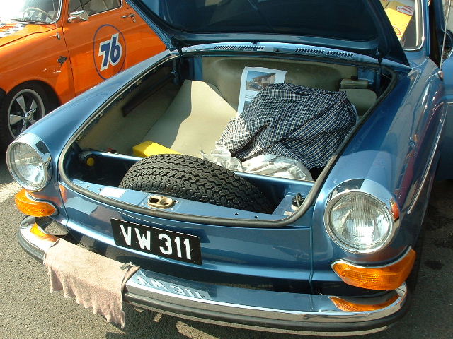 spa2003112429AA.JPG