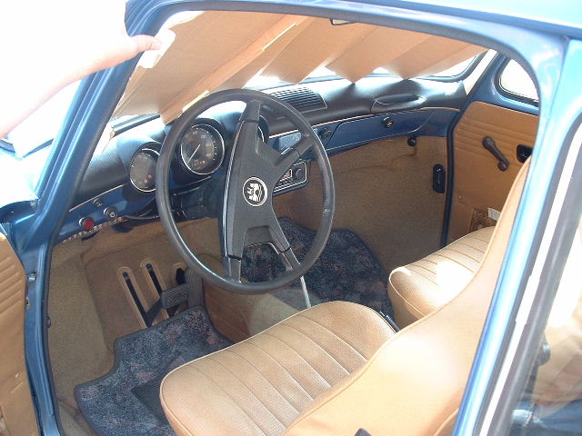 spa2003112532AA.JPG