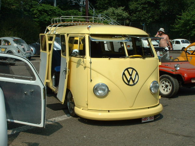 spa2003115200AA.JPG