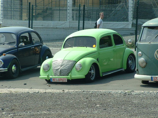 spa2003115522AA.JPG