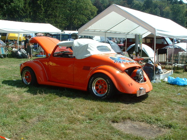spa2003115933AA.JPG