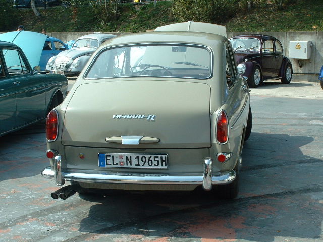 spa2003120450AA.JPG