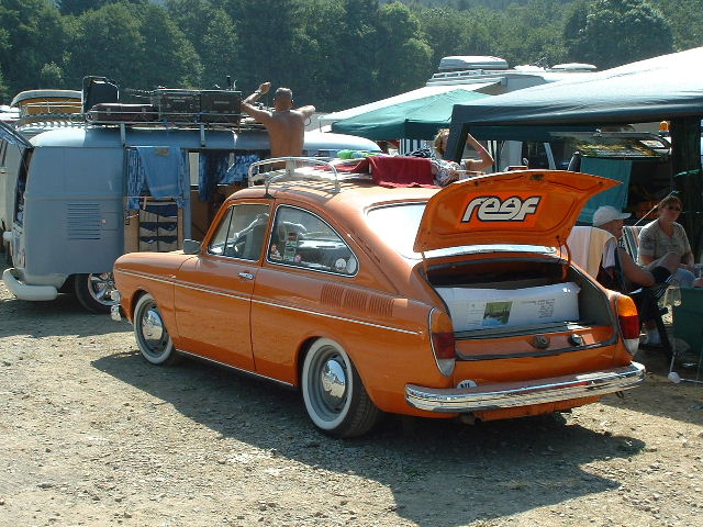spa2003120637AA.JPG