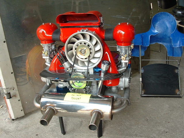 spa2003121053AA.JPG
