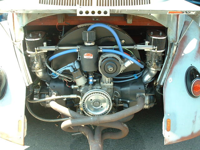 spa2003122216AA.JPG