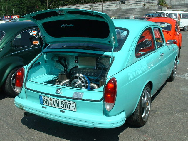 spa2003132240AA.JPG