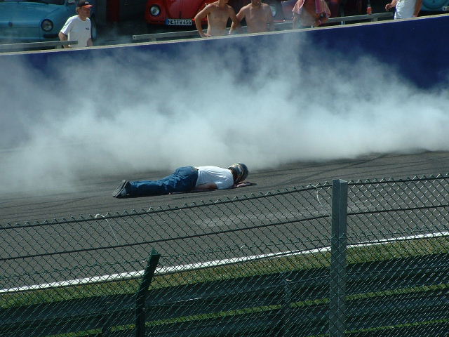 spa2003142930AA.JPG