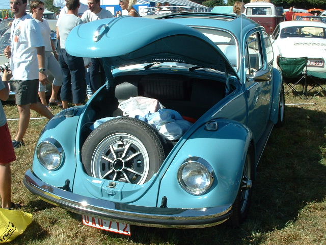 tem20032003_0824_155408AA.JPG