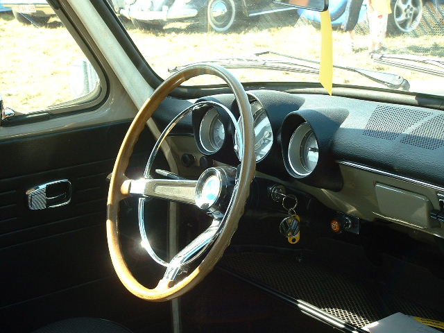 tem20032003_0824_160017AA.JPG