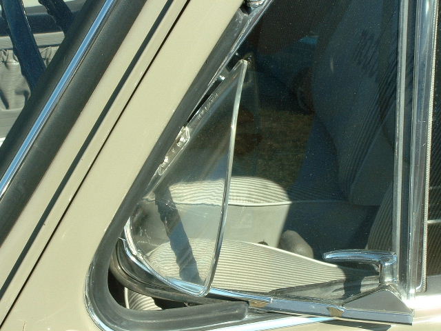 tem20032003_0824_160115AA.JPG