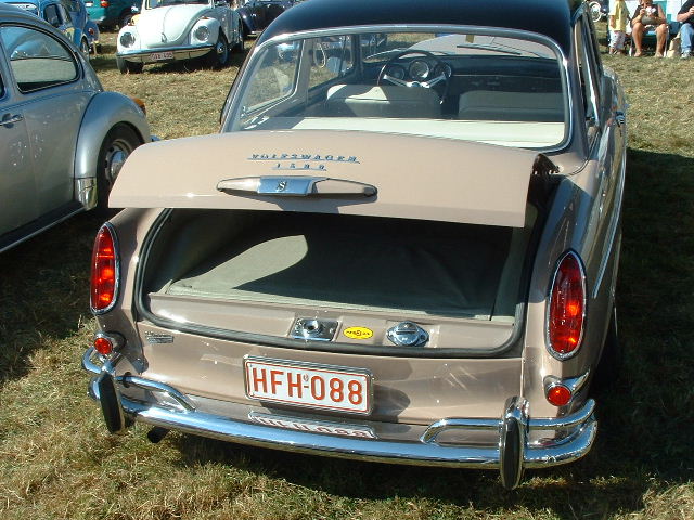 tem20032003_0824_160149AA.JPG